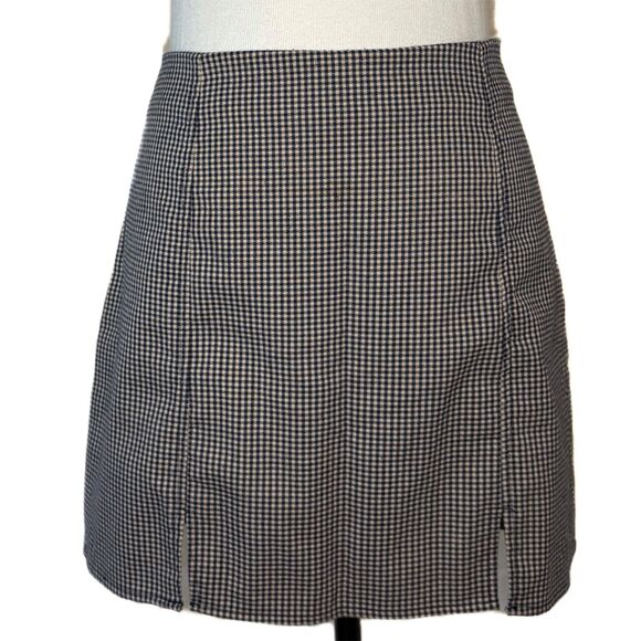 Urban Outfitters Mini Skirt | Houndstooth Tan & Black | Large - Picture 1 of 9